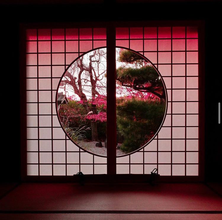Shoji window